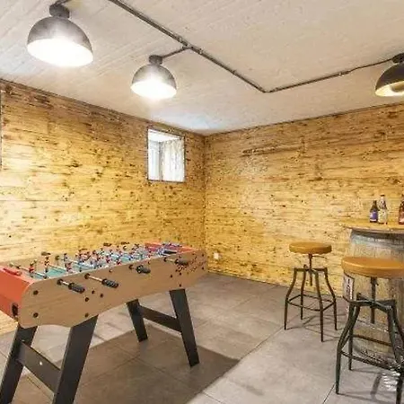 Spacious In With Hammam And Garden Villa