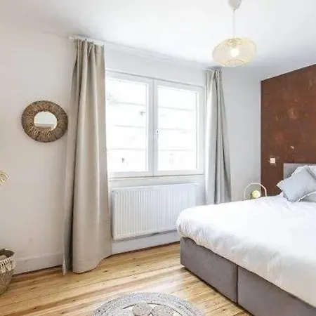 Spacious In With Hammam And Garden Villa *