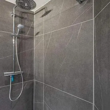 Villa Spacious In With Hammam And Garden Spa