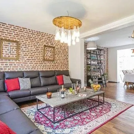Villa Spacious In With Hammam And Garden Spa